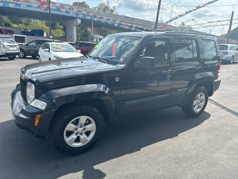 Used 2012 Jeep Liberty Sport image 8
