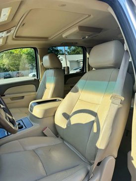 Used 2014 Chevrolet Suburban LTZ image 8