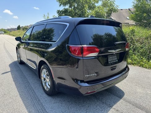 Used 2019 Chrysler Pacifica Limited w/ Advanced Safetytec Group image 7