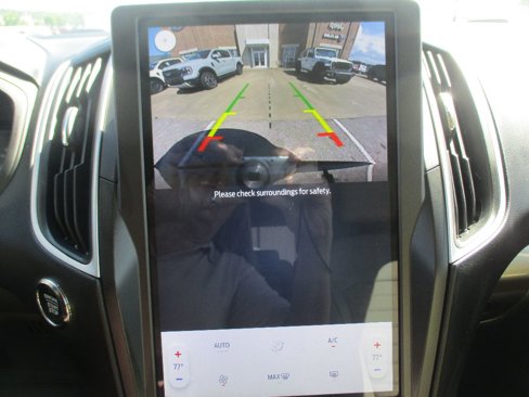 Used 2024 Ford Edge SE image 7