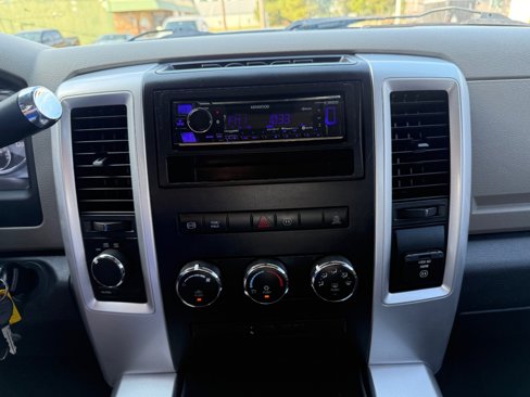 Used 2011 RAM 2500 Big Horn image 21