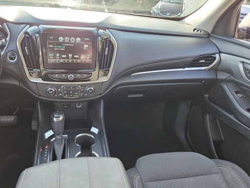 Used 2018 Chevrolet Traverse LT image 14