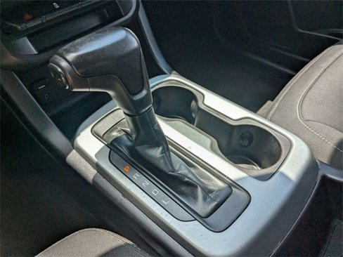 Used 2017 Chevrolet Colorado LT image 25