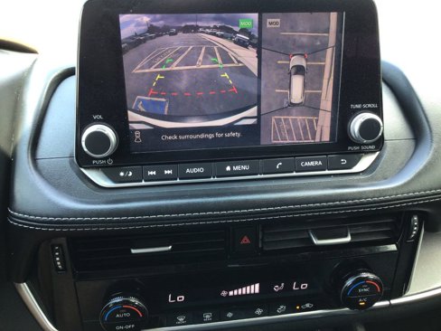 Used 2021 Nissan Rogue SV image 10