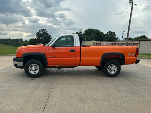 Used 2007 Chevrolet Silverado 2500 W/T image 2
