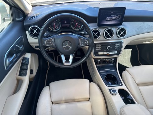 Used 2018 Mercedes-Benz GLA 250 image 18