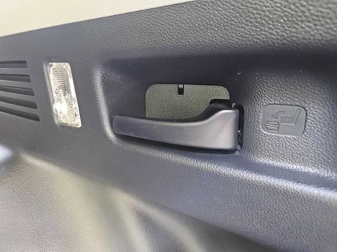 Used 2017 Honda CR-V LX image 28
