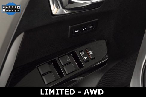 Used 2016 Toyota RAV4 Limited image 18