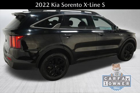 Used 2022 Kia Sorento S image 4