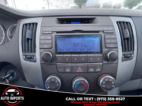 Used 2009 Hyundai Sonata GLS image 21
