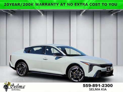 New 2025 Kia K4 GT-Line image 1