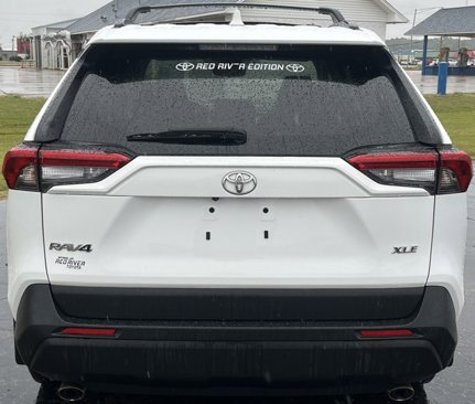 Used 2023 Toyota RAV4 XLE image 7