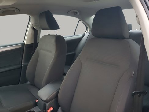 Used 2015 Volkswagen Jetta SE image 29