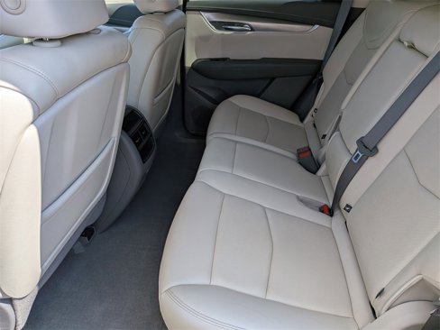 Used 2020 Cadillac XT5 Premium Luxury w/ LPO, Floor Liner Package image 27