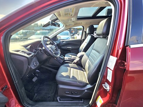 Used 2014 Ford Escape Titanium w/ Equipment Group 401A image 17