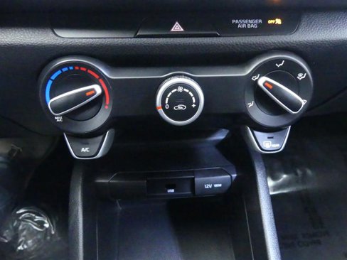 Used 2021 Kia Rio LX image 11