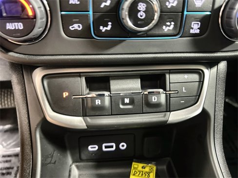 Used 2023 GMC Terrain SLE w/ Driver Convenience Package image 20