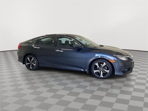 Used 2018 Honda Civic Touring image 13