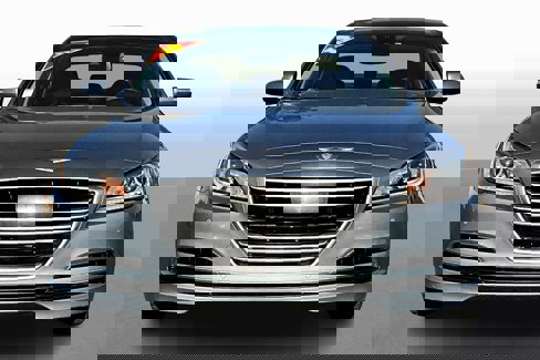 Used 2015 Hyundai Genesis 3.8 w/ Option Group 03 image 3