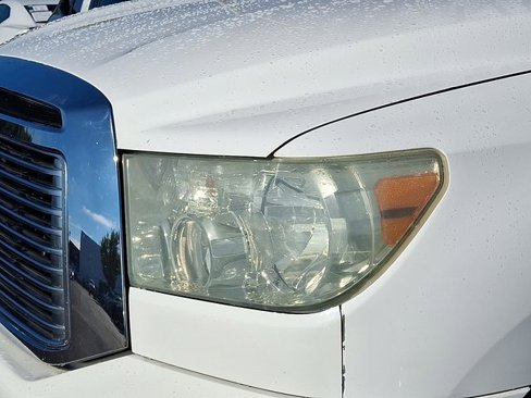 Used 2010 Toyota Tundra Limited image 9