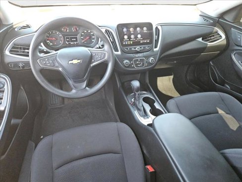 Used 2023 Chevrolet Malibu LS image 16