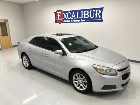 Used 2015 Chevrolet Malibu LT w/ Power Convenience Package image 53
