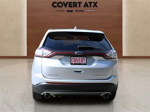 Used 2017 Ford Edge Titanium w/ Equipment Group 301A image 4