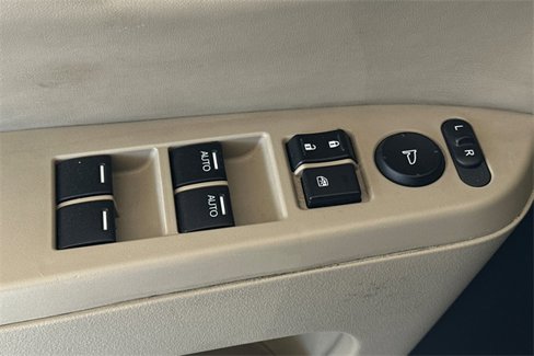 Used 2009 Honda Pilot EX-L image 11