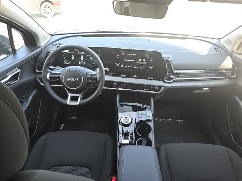 New 2025 Kia Sportage LX image 12