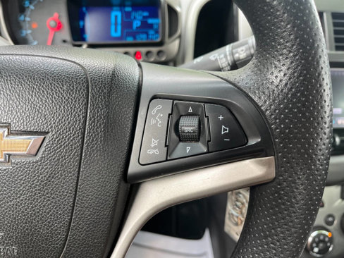 Used 2015 Chevrolet Sonic LT image 11