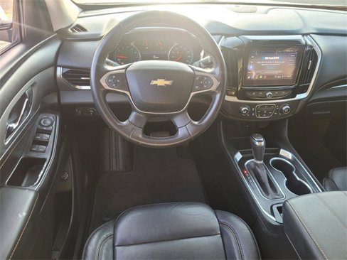 Used 2020 Chevrolet Traverse LT image 14