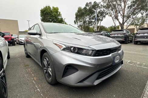 Used 2024 Kia Forte LXS image 2