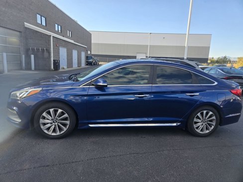 Used 2017 Hyundai Sonata Sport w/ Value Edition Package 02 image 2