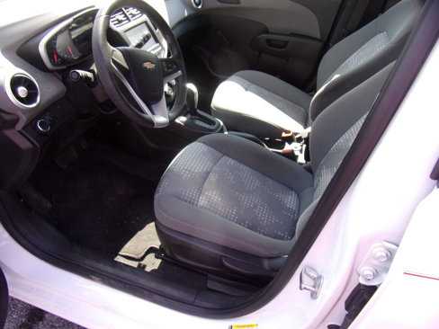 Used 2017 Chevrolet Sonic LT image 18