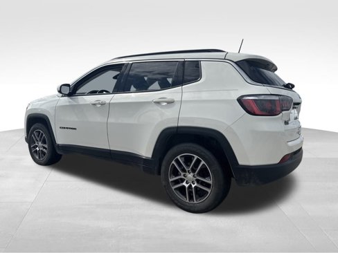 Used 2018 Jeep Compass Latitude w/ Popular Equipment Group image 3