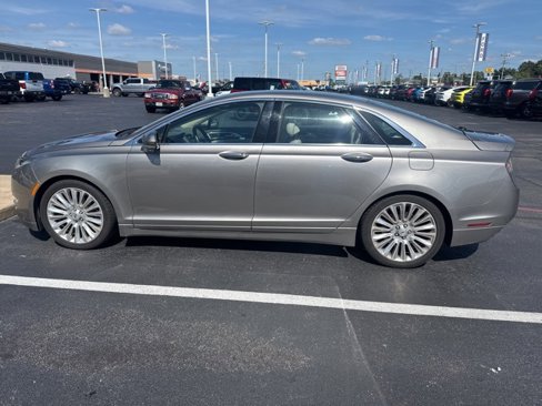 Used 2016 Lincoln MKZ AWD w/ Equipment Group 300A Reserve image 4