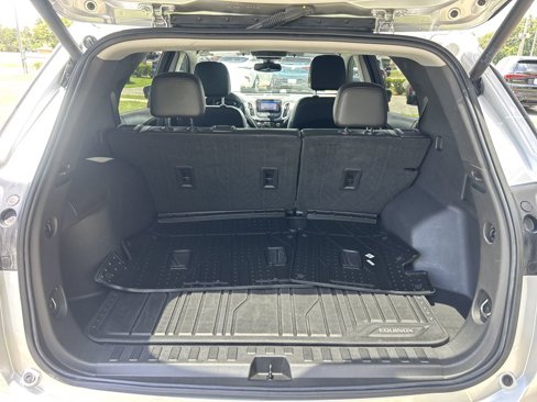 Used 2021 Chevrolet Equinox Premier image 11