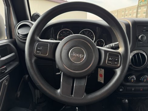 Used 2013 Jeep Wrangler Unlimited Sport image 20