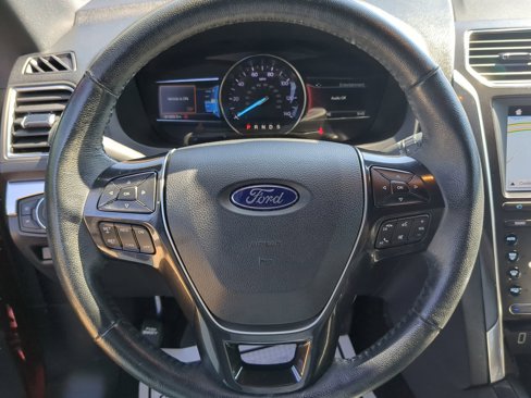 Certified 2019 Ford Explorer Limited w/ Class III Trailer Tow Package image 60