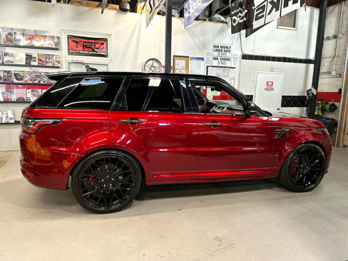 Used 2020 Land Rover Range Rover Sport SVR image 4