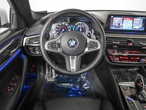 Used 2018 BMW 530e image 11