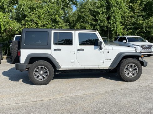 Used 2015 Jeep Wrangler Unlimited Sport image 8