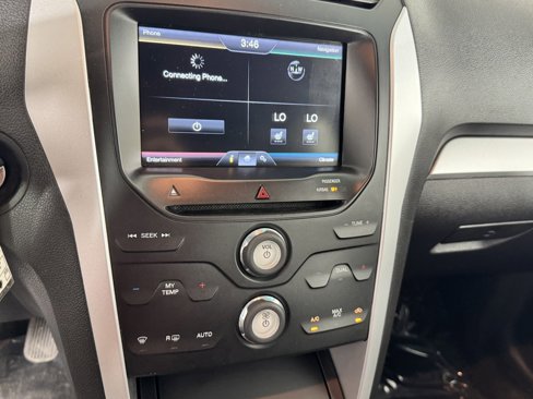 Used 2015 Ford Explorer XLT w/ Equipment Group 202B image 17