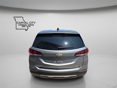 Used 2023 Chevrolet Equinox LT w/ Driver Convenience Package image 6