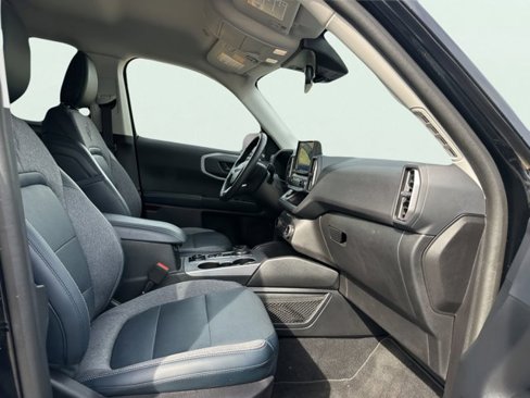 Used 2022 Ford Bronco Sport Outer Banks w/ Tech Package image 11