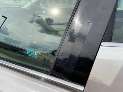 Used 2014 Lincoln MKS w/ Equipment Group 101A image 6