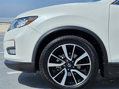 Used 2020 Nissan Rogue SL w/ Premium Package image 9