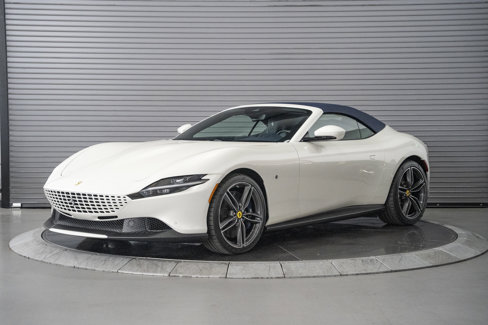 Used 2025 Ferrari Roma Spider image 11