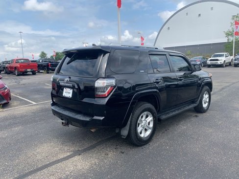 Used 2018 Toyota 4Runner SR5 Premium image 4