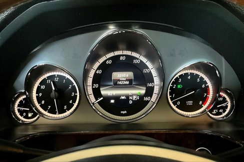 Used 2013 Mercedes-Benz E 350 Sedan image 25
